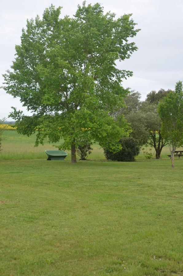 Le Murmure Des Fees Issigeac Zewnętrze zdjęcie